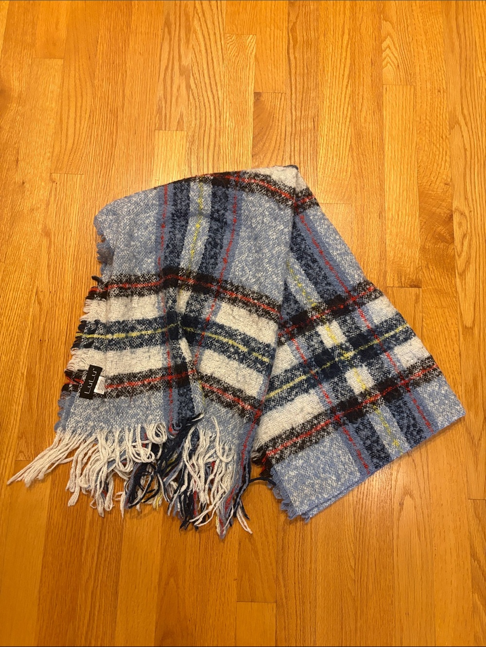 Lulu oversized plaid scarf